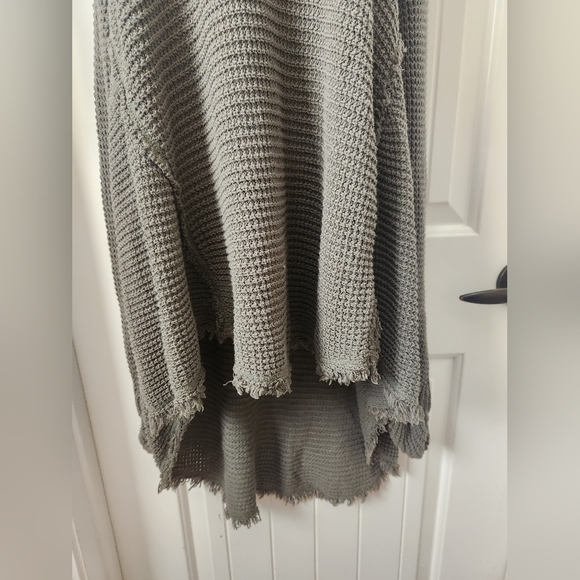Free People Moonshine Cold Shoulder Sweater in Military Green Size:S | NWOT - Picture 5 of 9